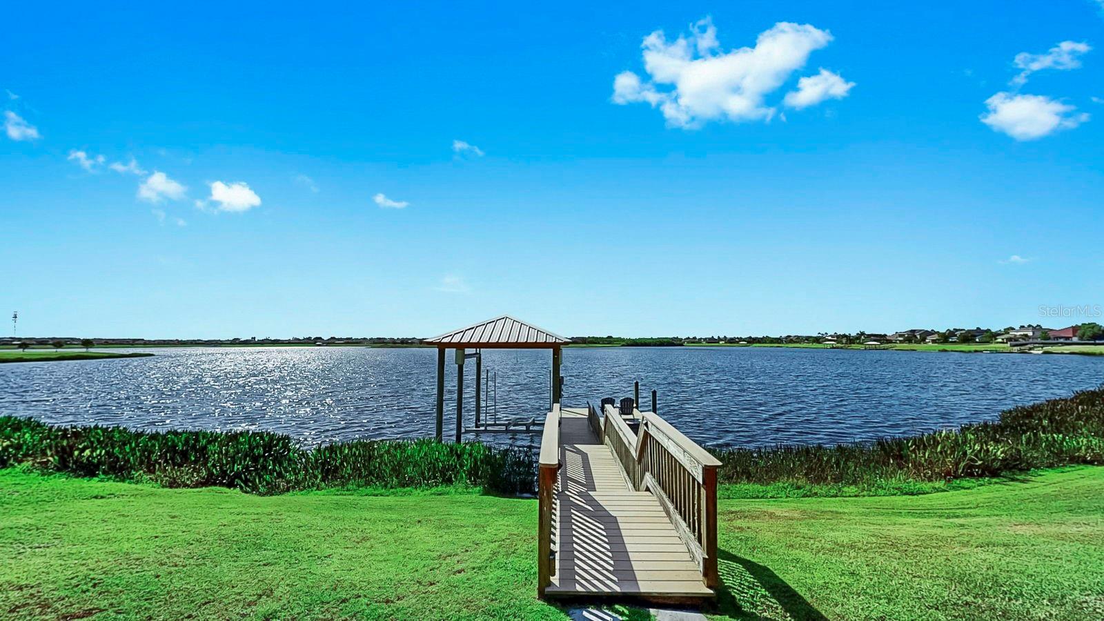 11337 LAKE LUCAYA DR