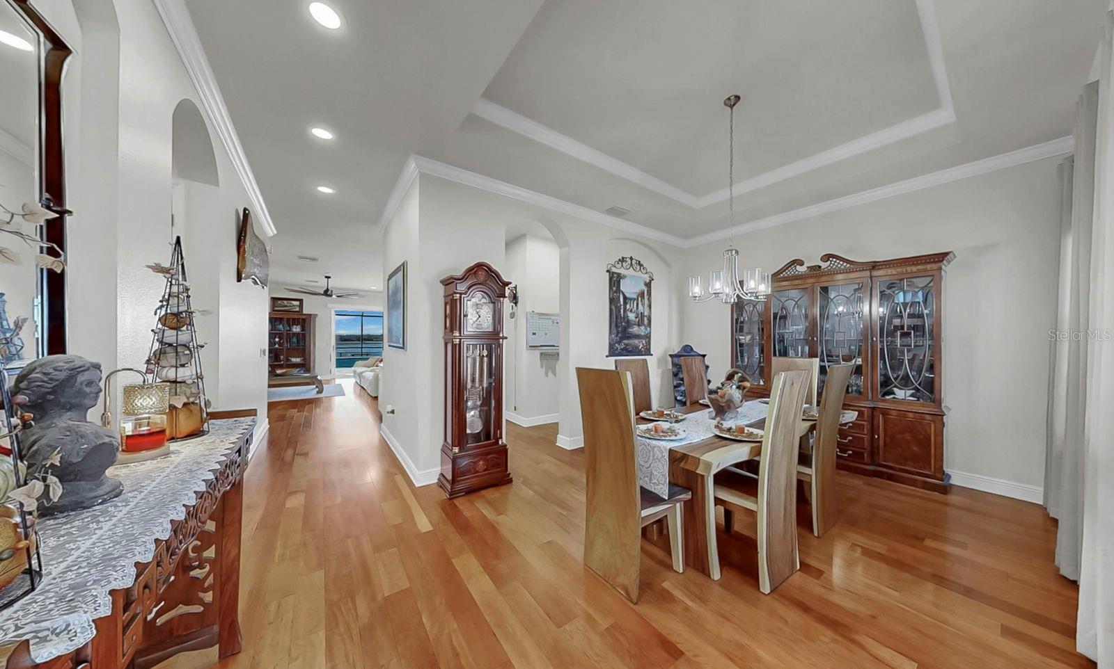 11337 LAKE LUCAYA DR