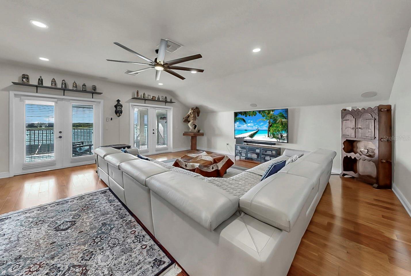 11337 LAKE LUCAYA DR