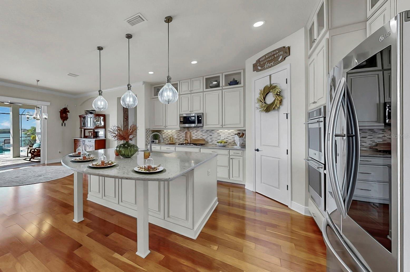 11337 LAKE LUCAYA DR