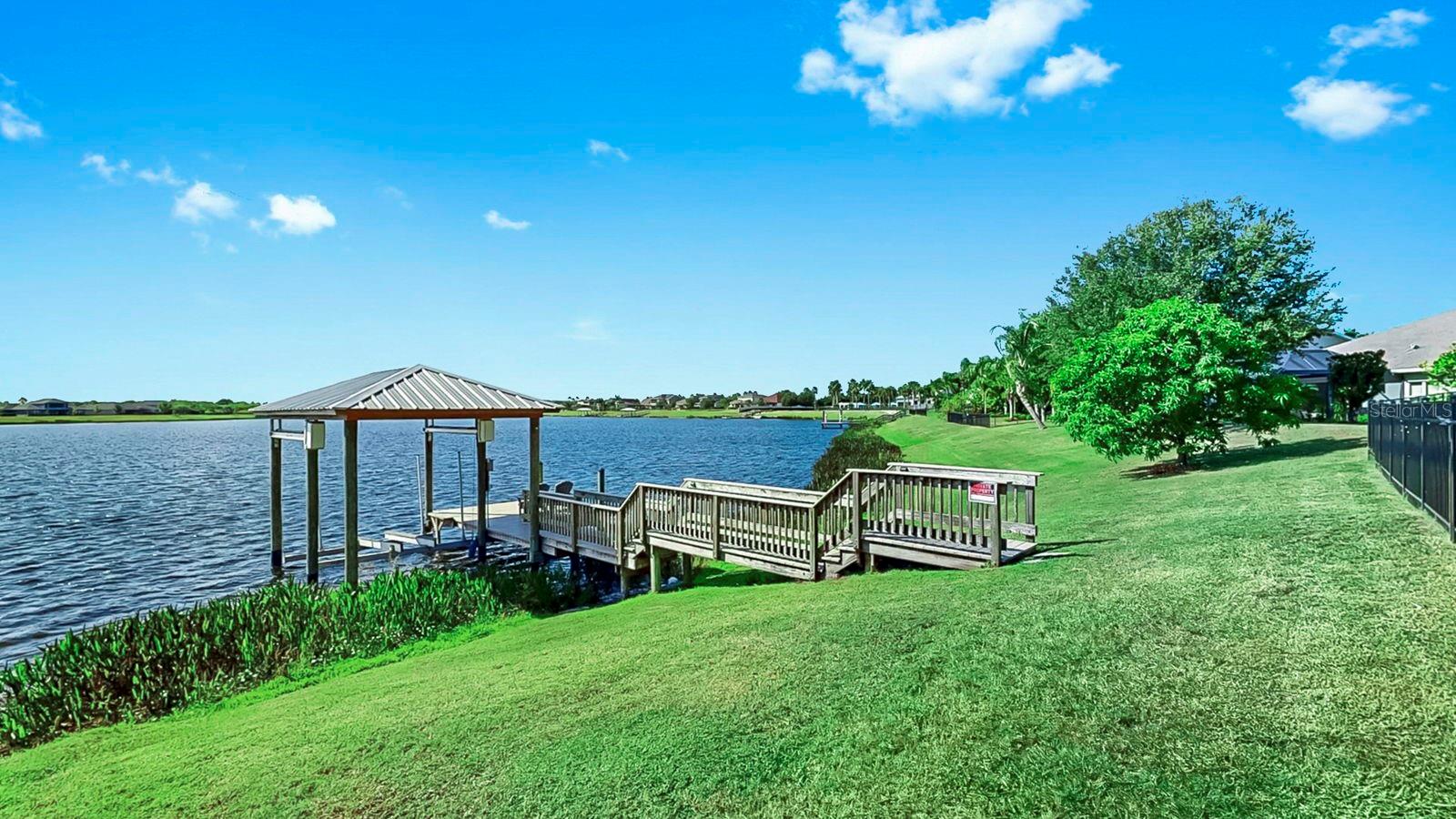 11337 LAKE LUCAYA DR