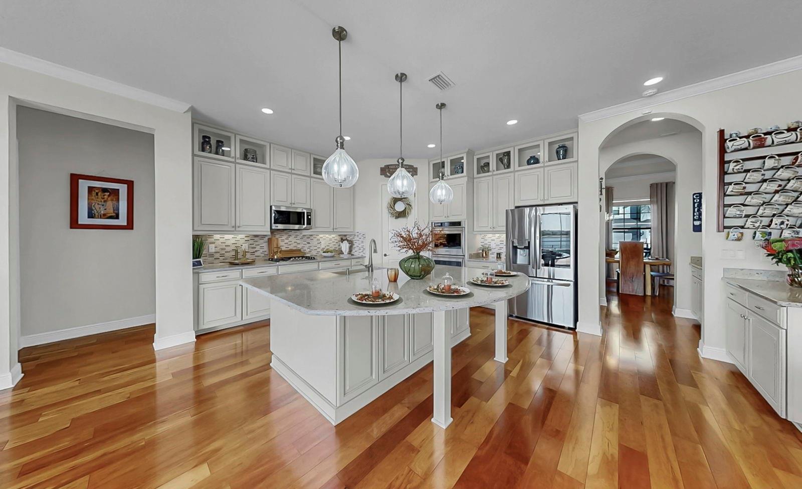 11337 LAKE LUCAYA DR