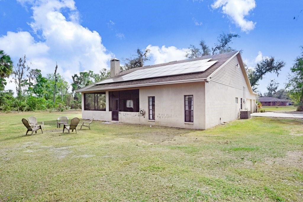 1402 STEPHENS OAK CT