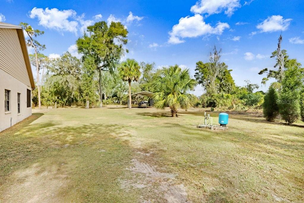 1402 STEPHENS OAK CT