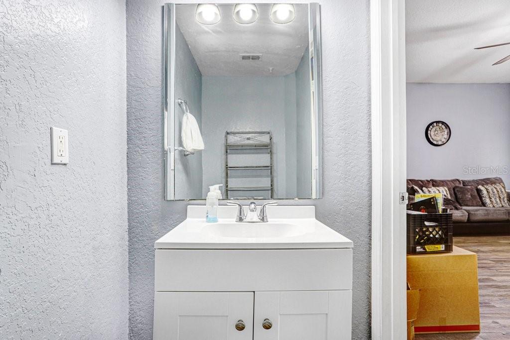 5031 SUNRIDGE PALMS DR