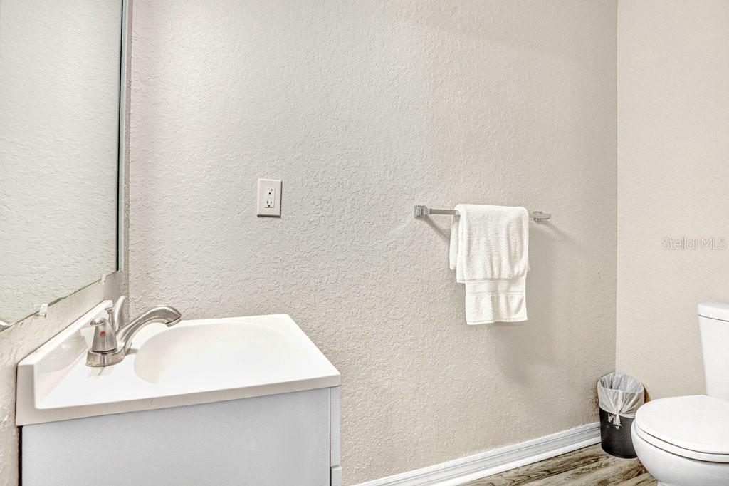 5032 SUNRIDGE PALMS DR