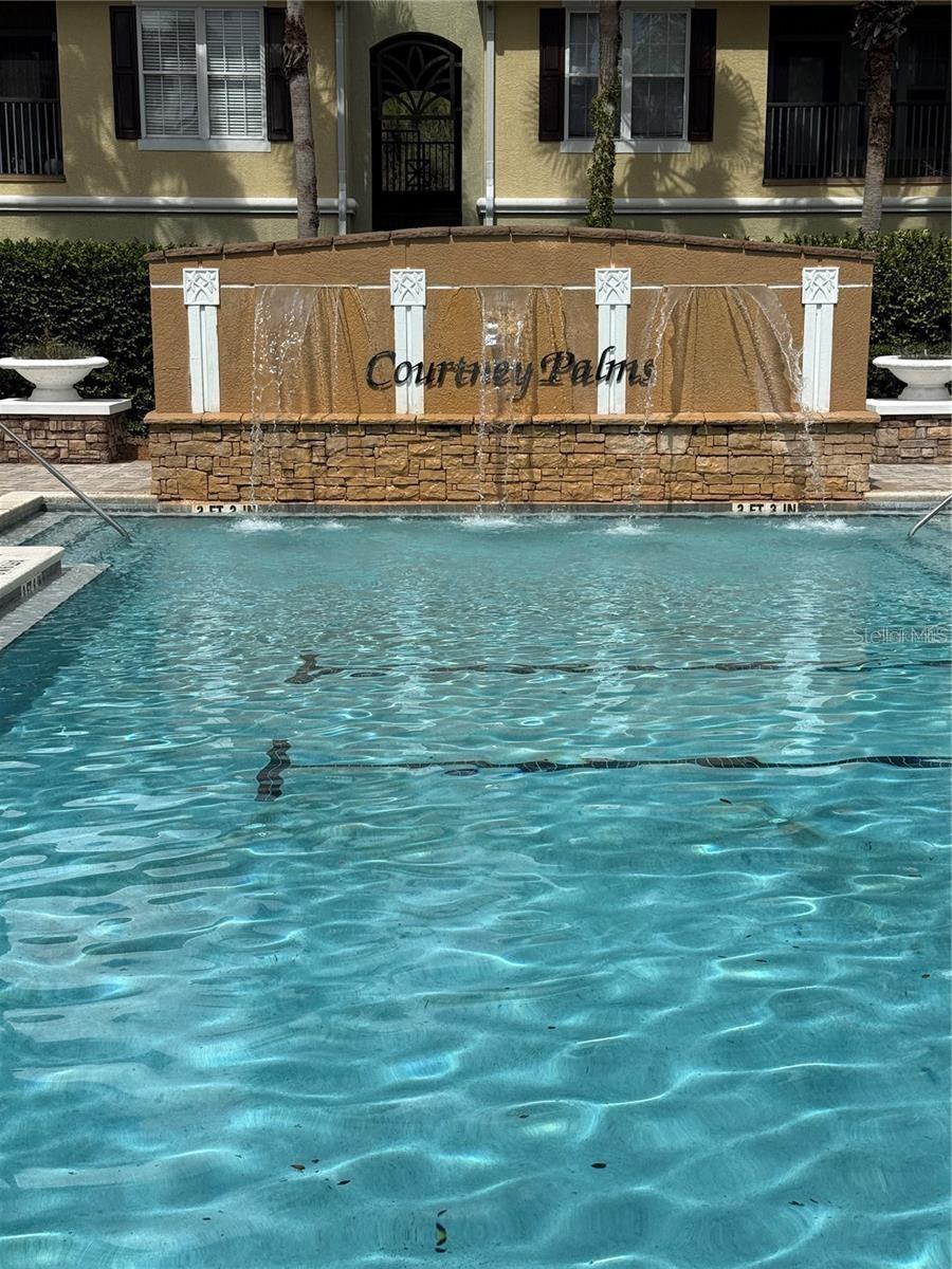 2407 COURTNEY MEADOWS CT #303