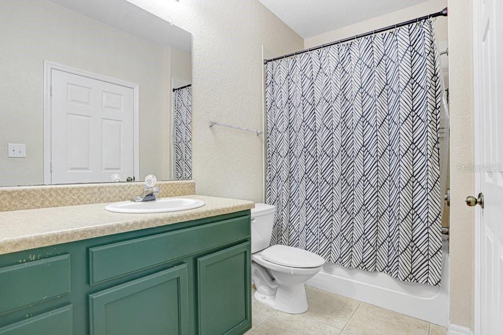 2407 COURTNEY MEADOWS CT #303