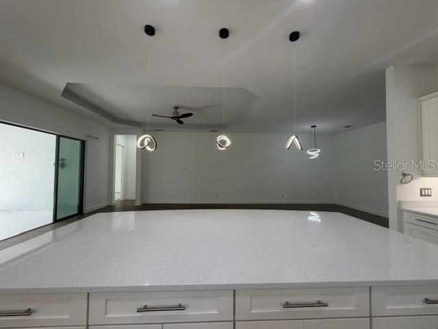 6289 MESA GLN