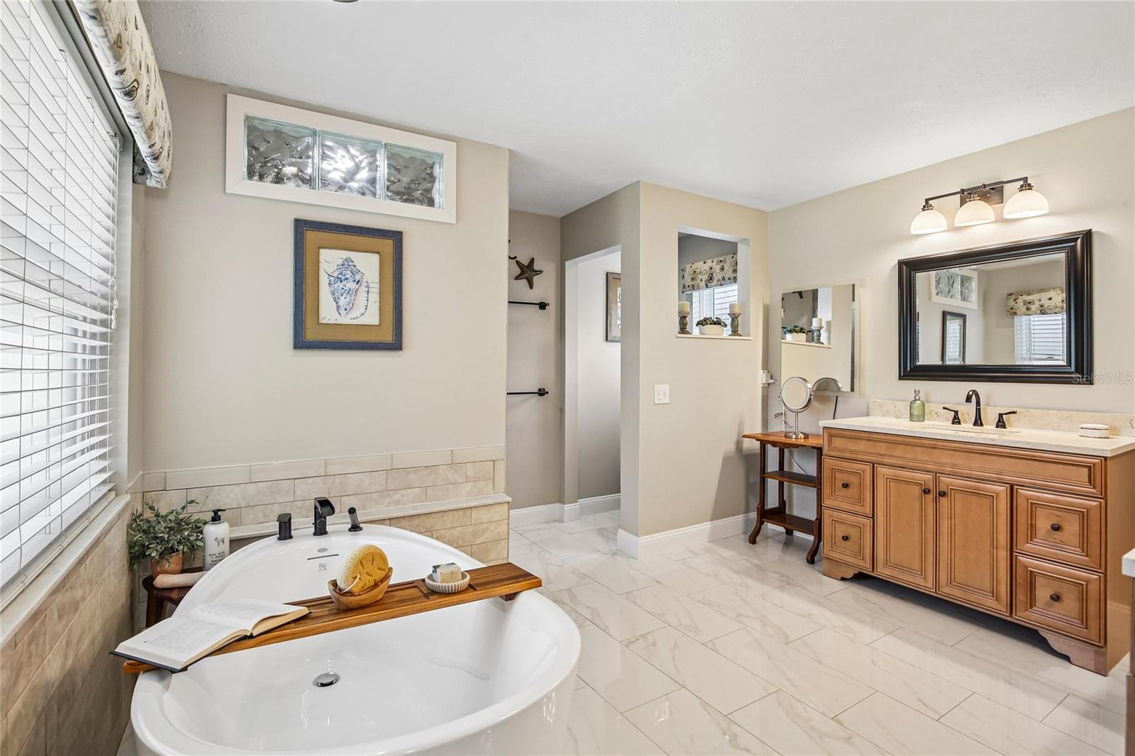 2754 BUCKHORN OAKS DR