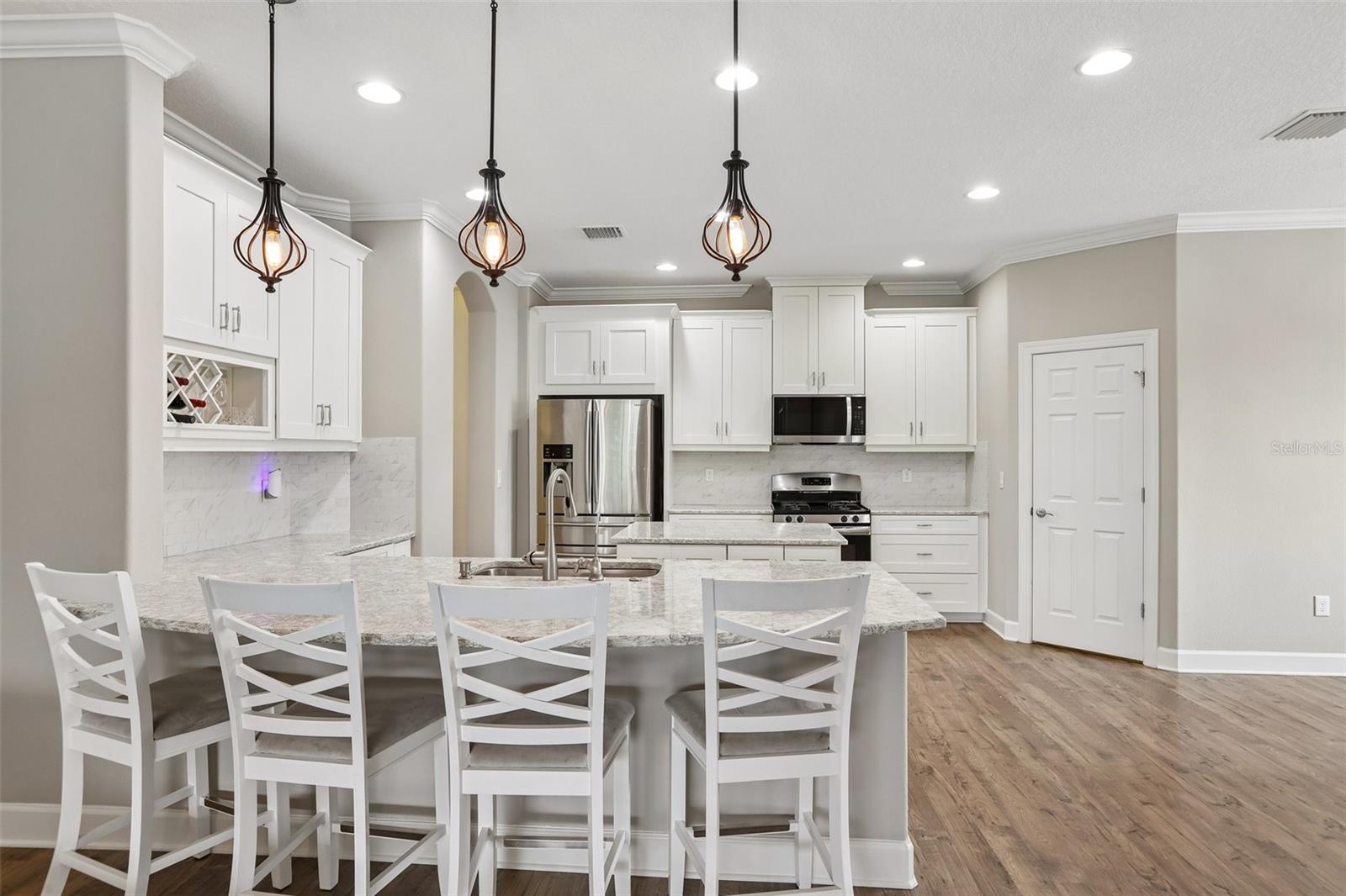 17539 BUCKINGHAM GARDEN DR