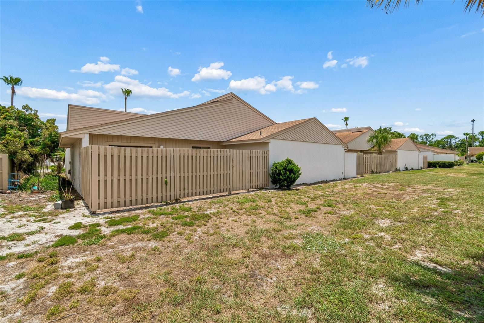 4243 OAK LOOP #35