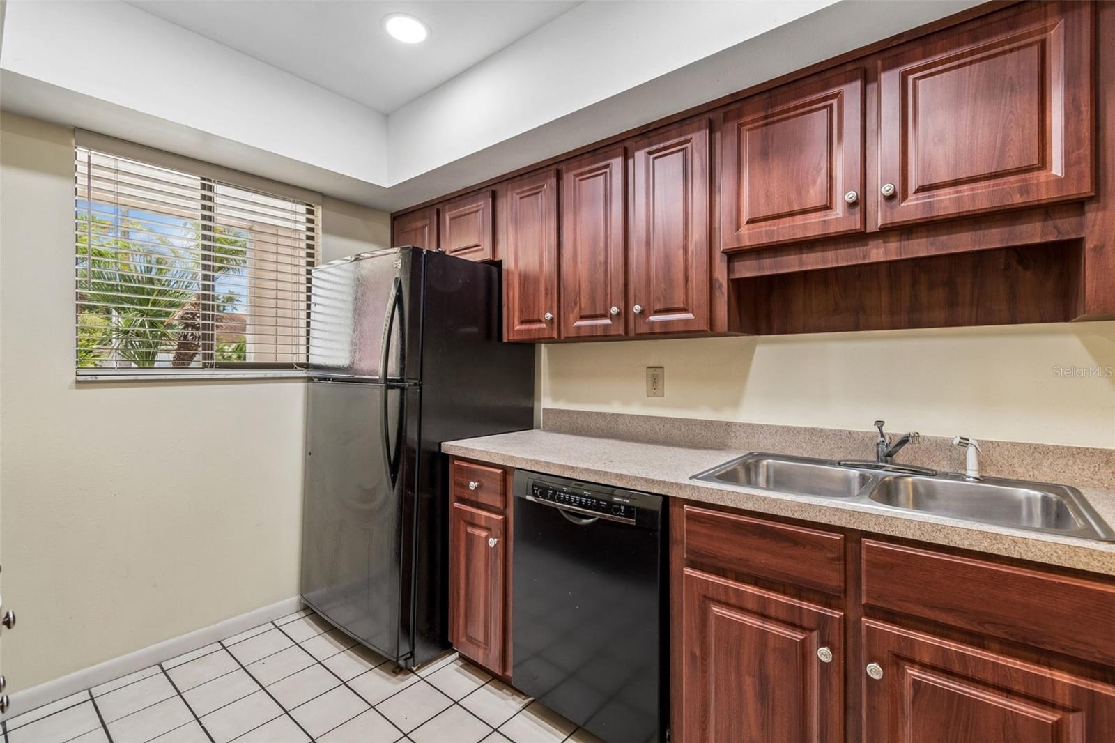 4243 OAK LOOP #35