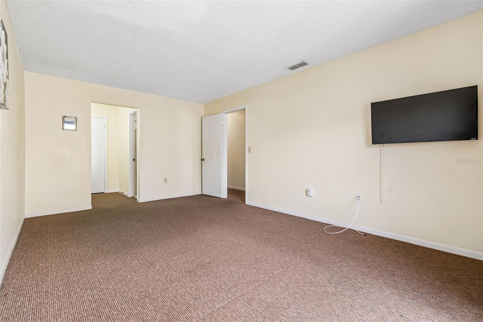 4243 OAK LOOP #35