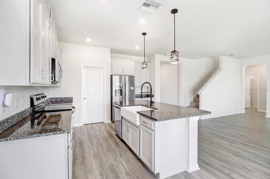 13514 PALMERA VISTA DR