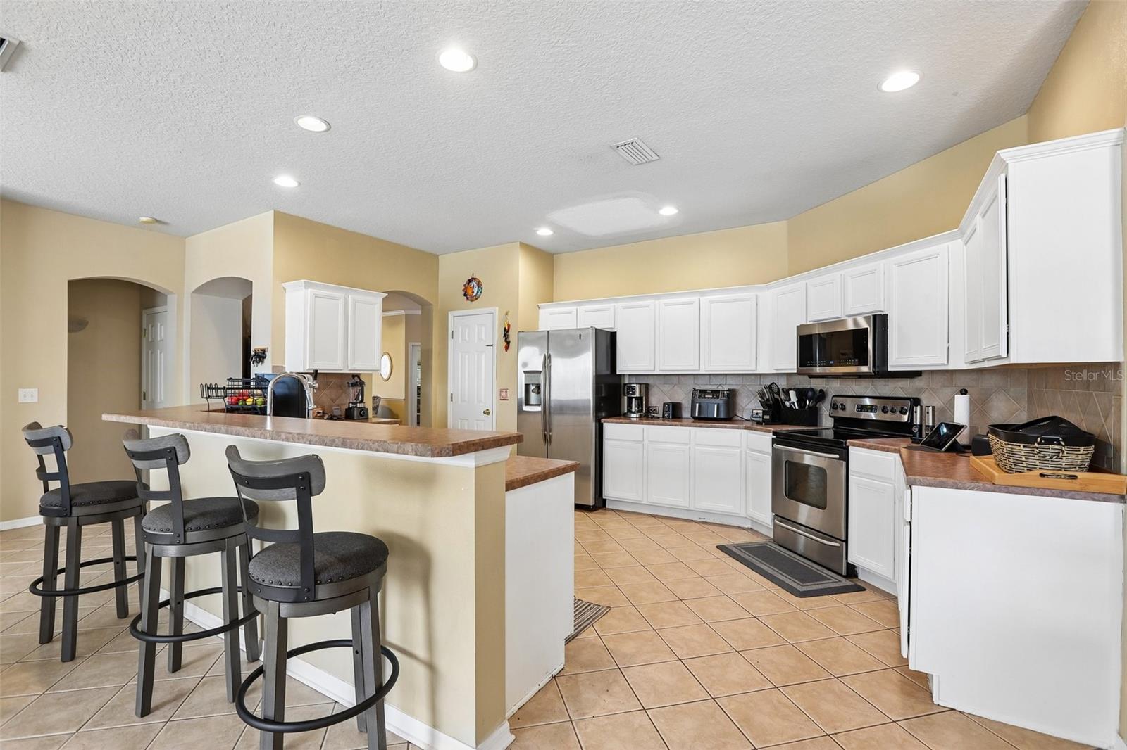 12517 SAFARI LN