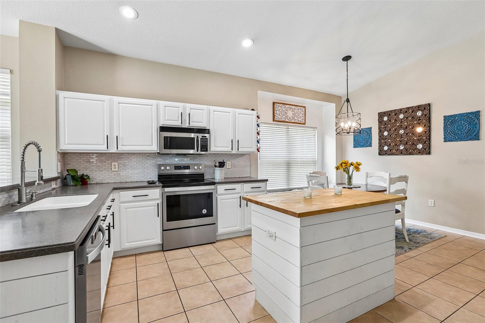 3224 STONEBRIDGE TRL