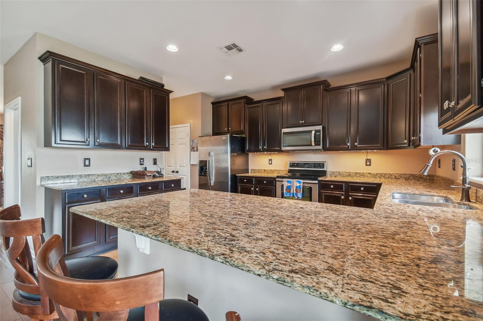 8636 TURNSTONE SHORE LN