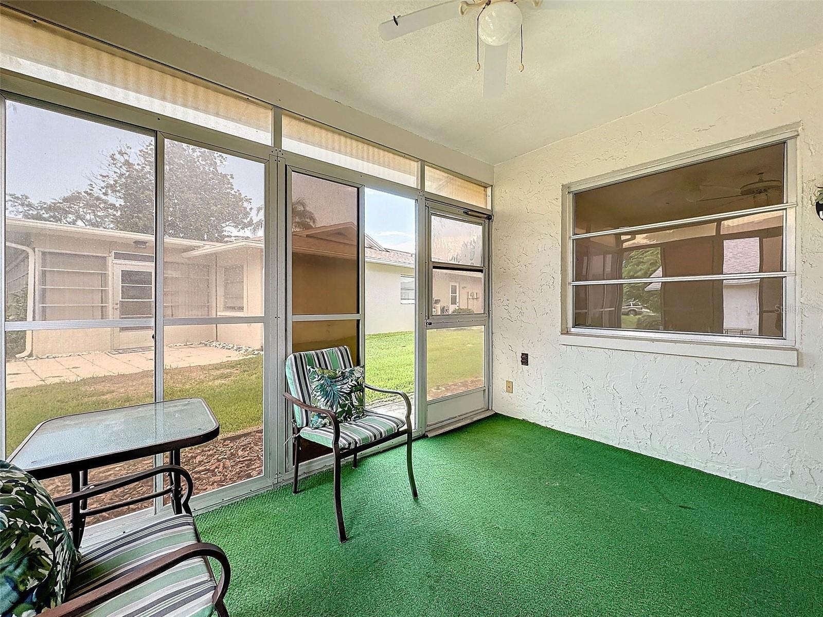 8210 LORA DEL RIO DR