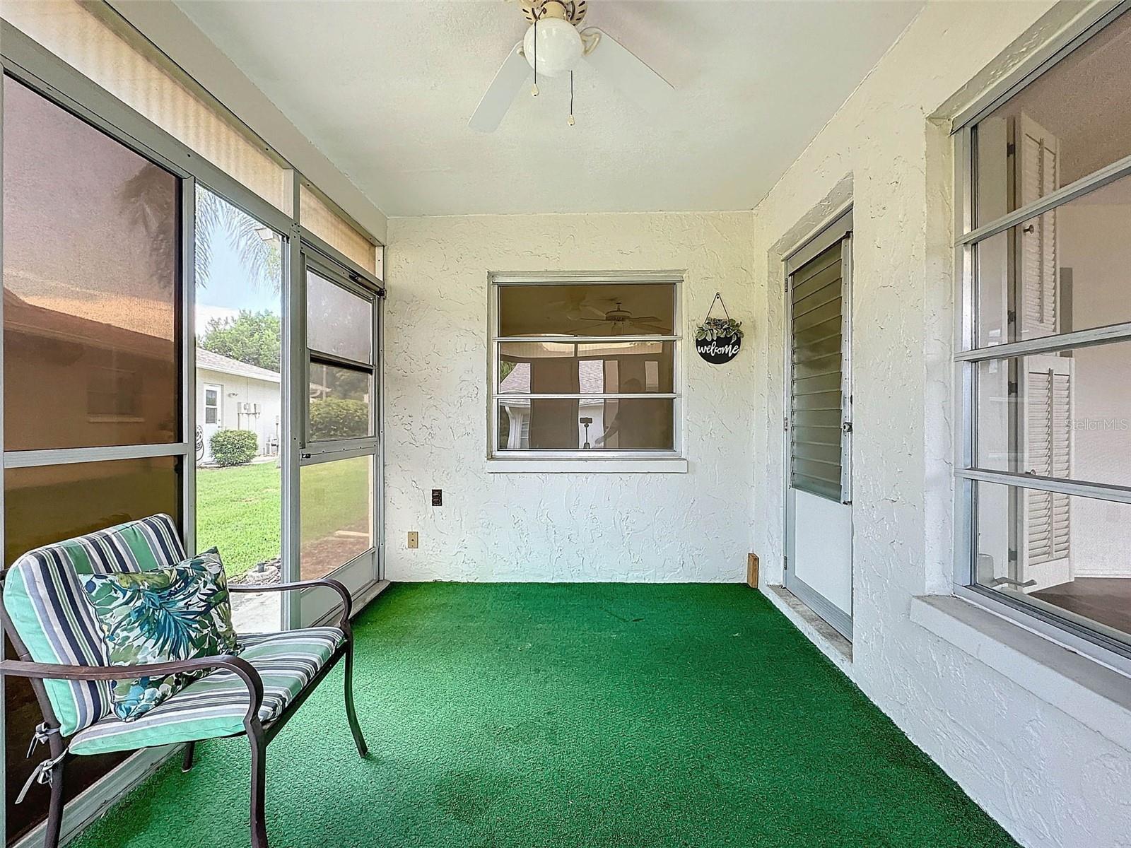 8210 LORA DEL RIO DR