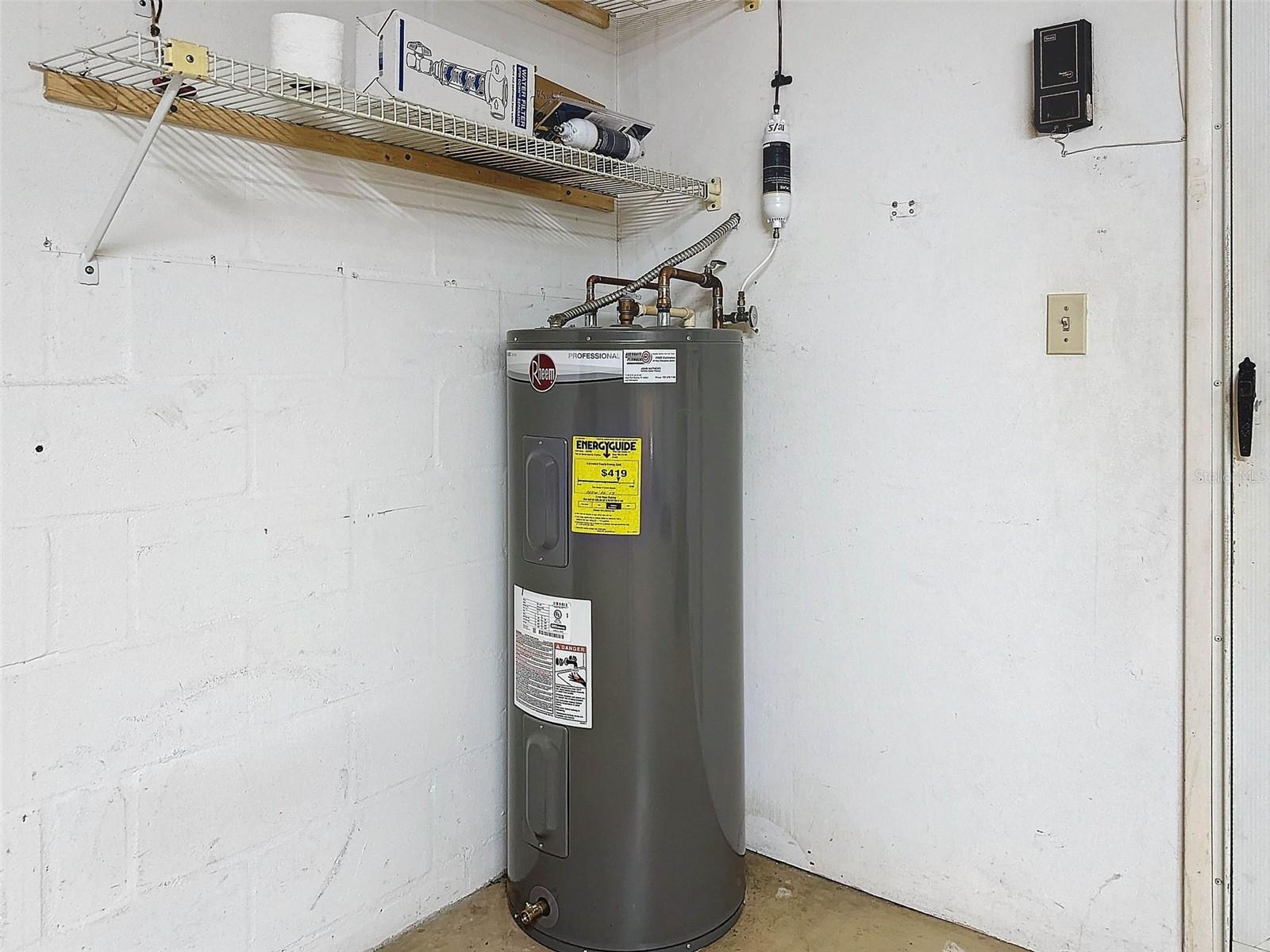 8210 LORA DEL RIO DR