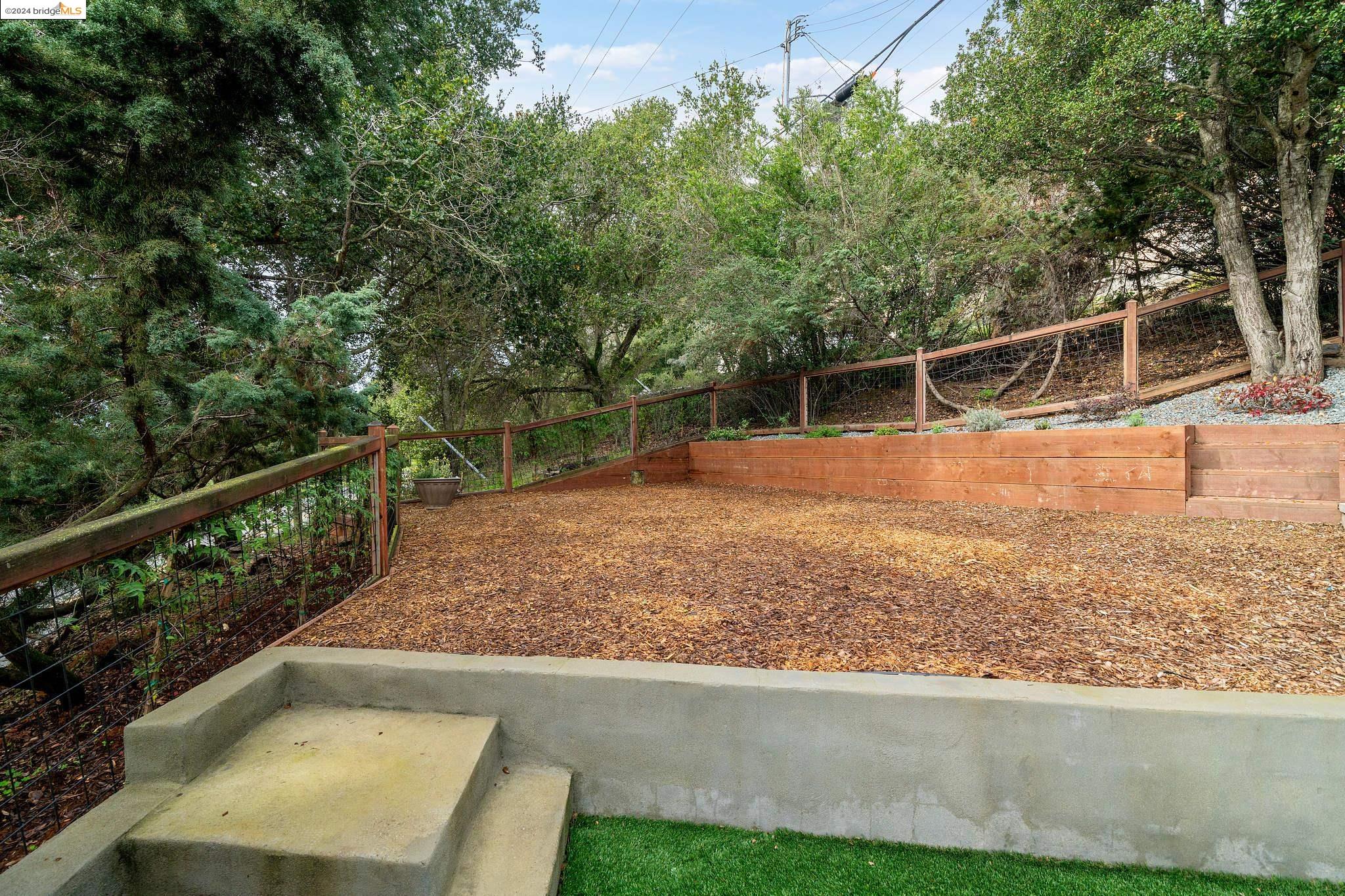 10010 Golf Links Road