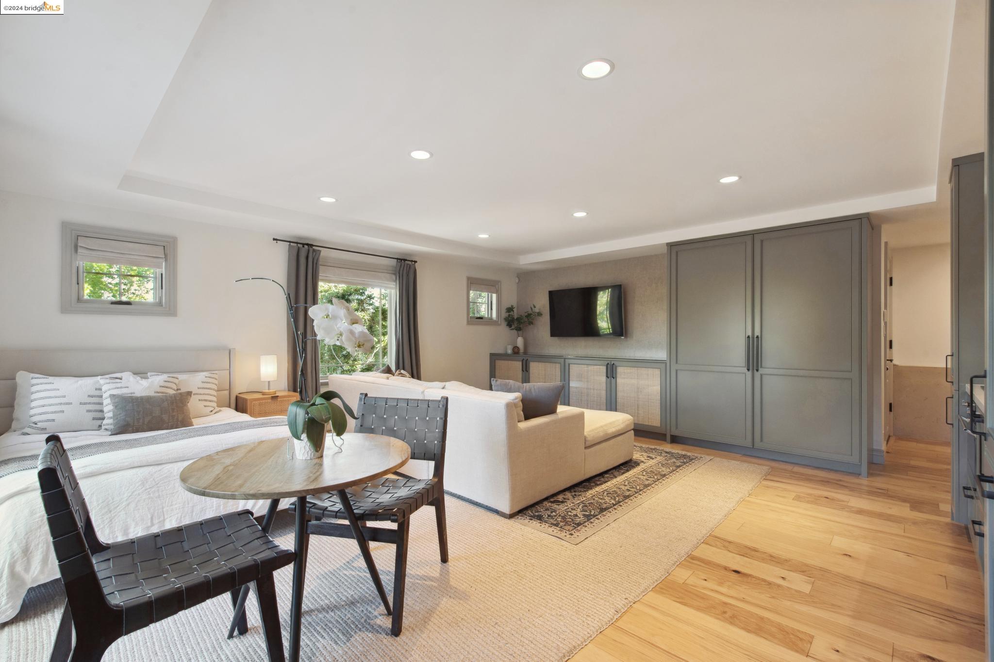 88 Sandringham Road