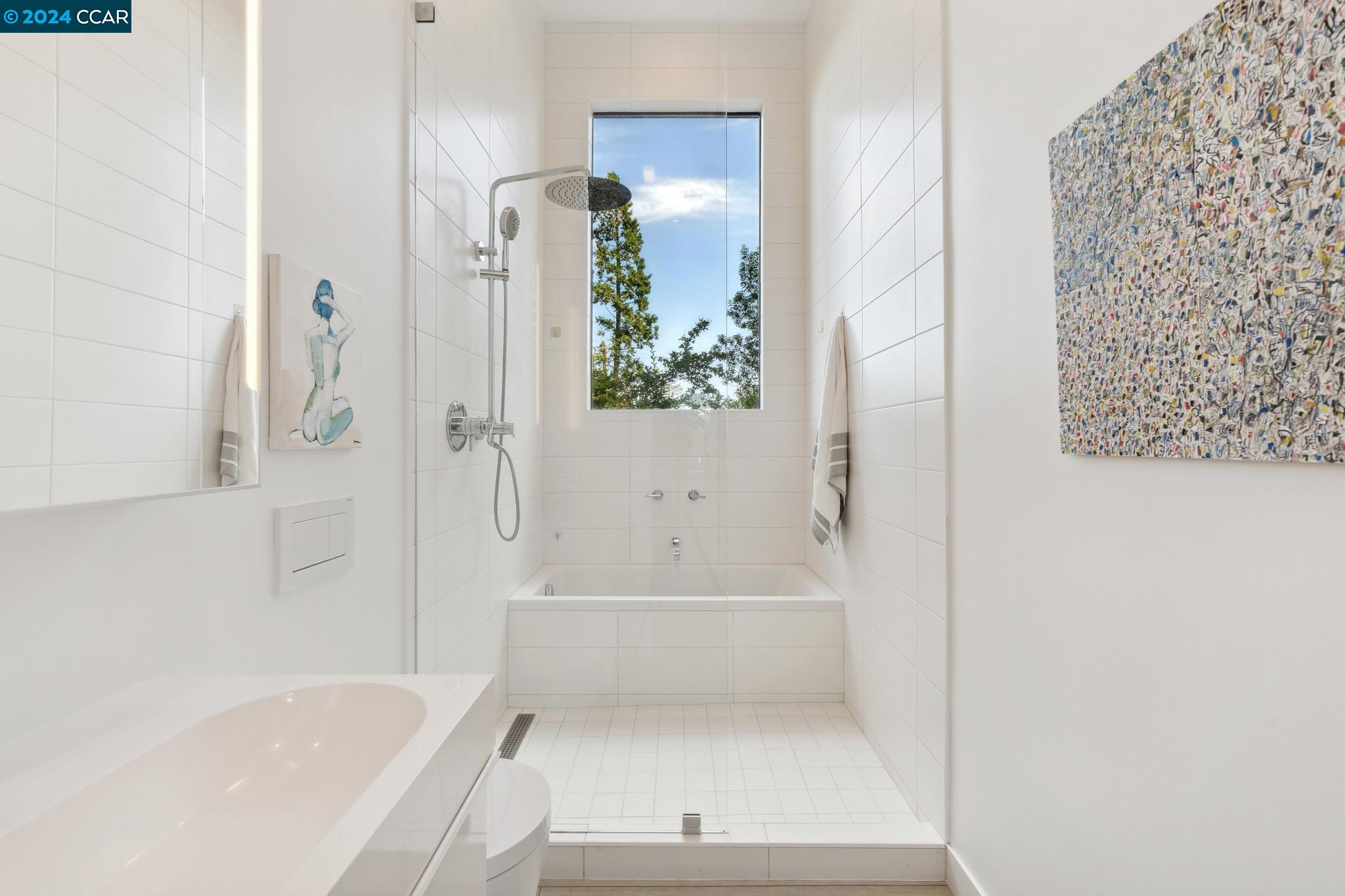 6915 Ridgewood Drive