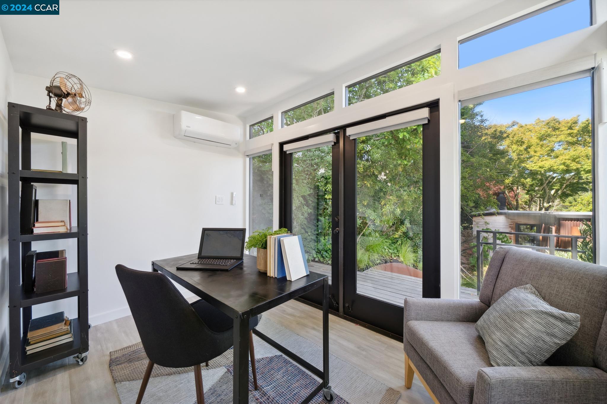 6915 Ridgewood Drive