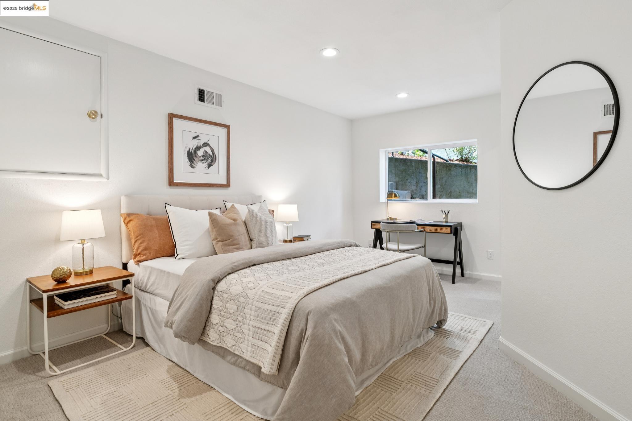 3935 Reinhardt Dr
