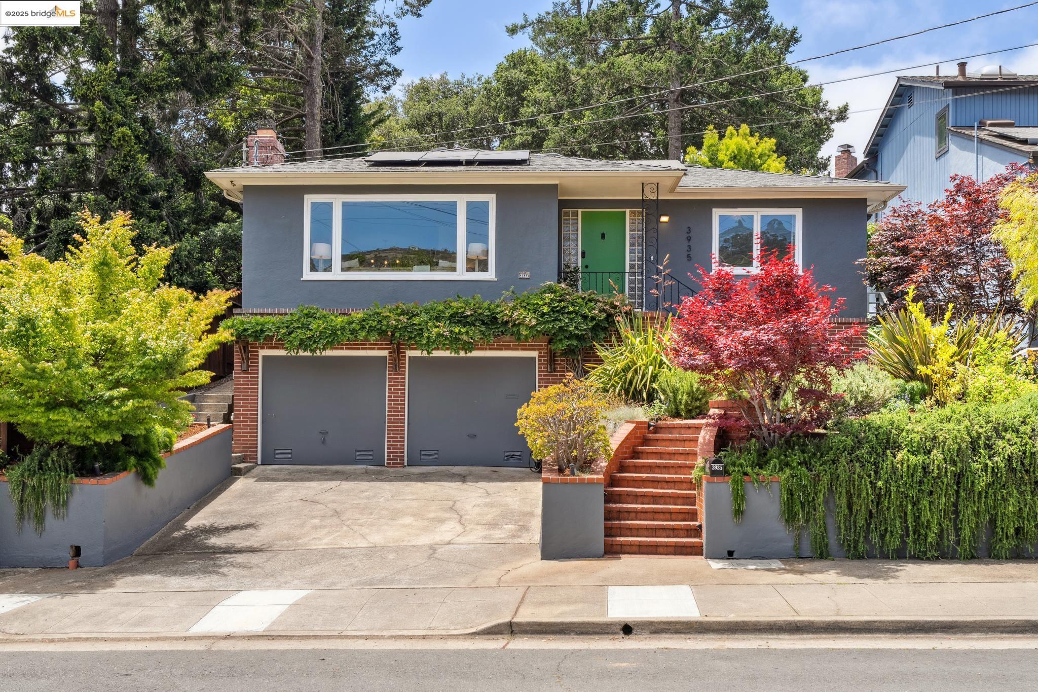 3935 Reinhardt Dr