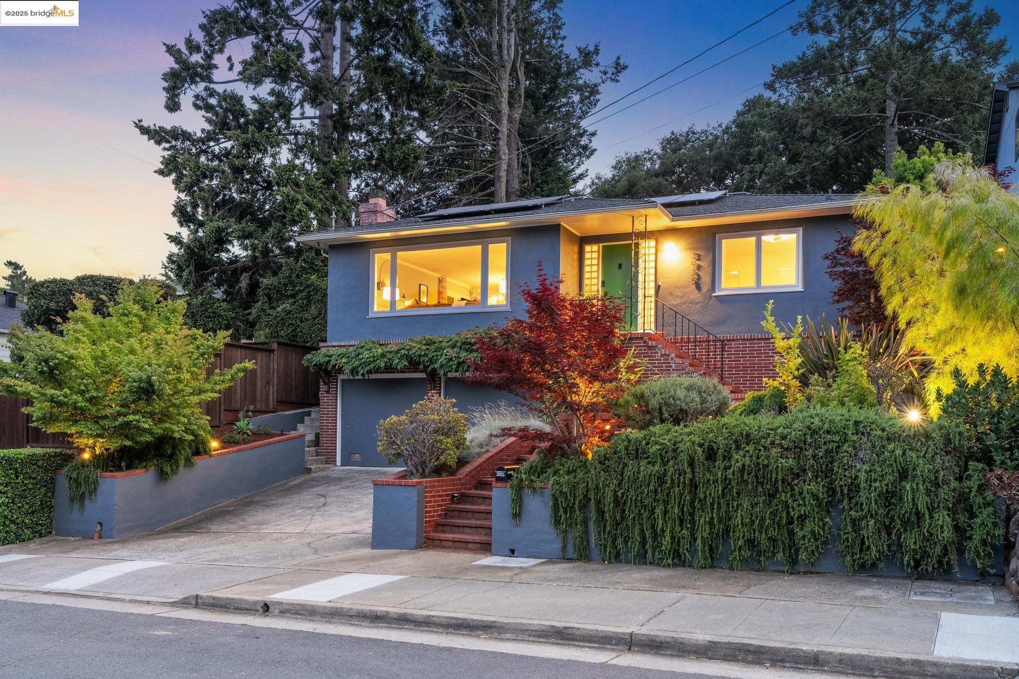 3935 Reinhardt Dr
