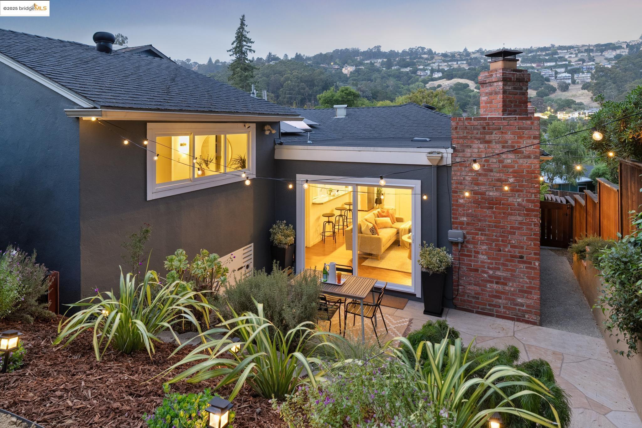 3935 Reinhardt Dr