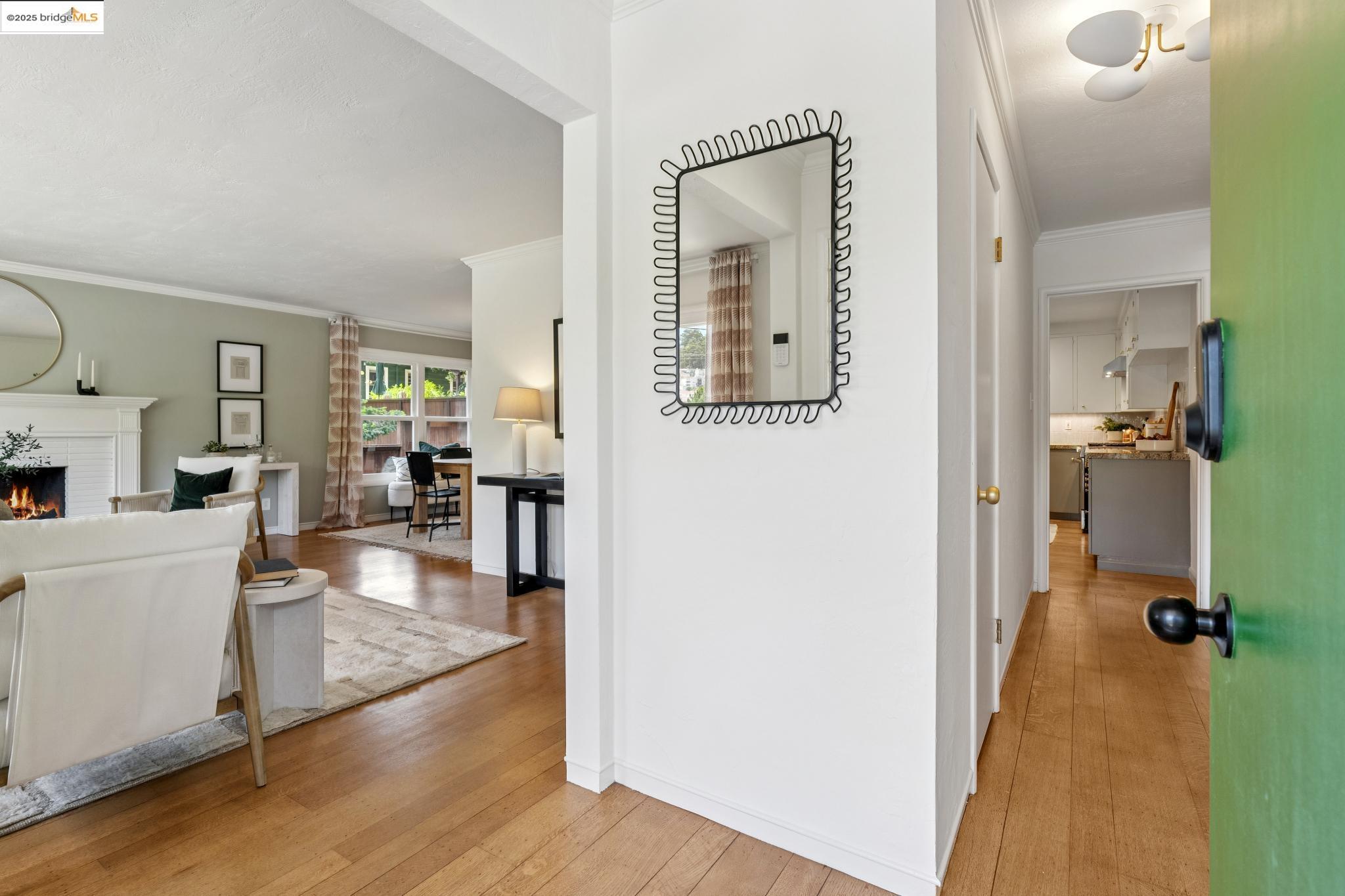 3935 Reinhardt Dr