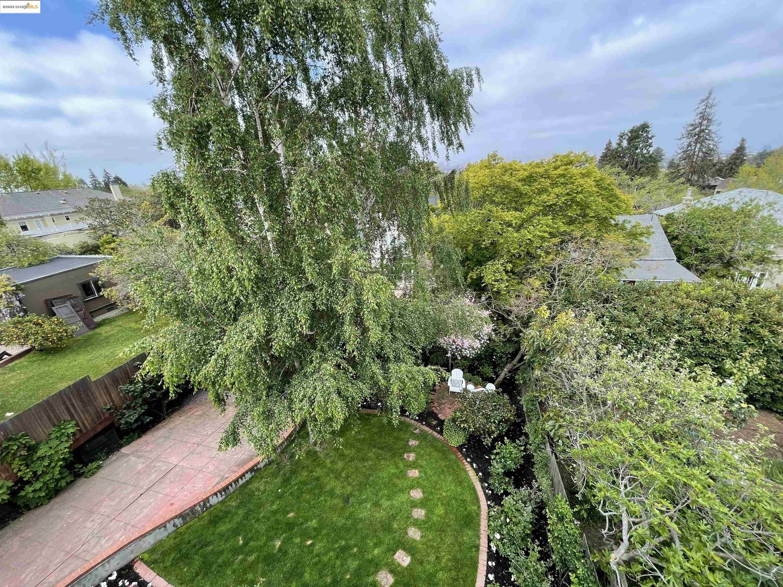 19 Monte Avenue
