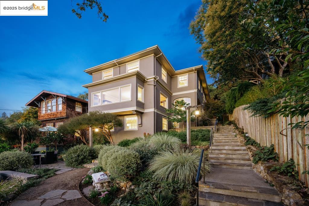 1305 Arch St, Berkeley