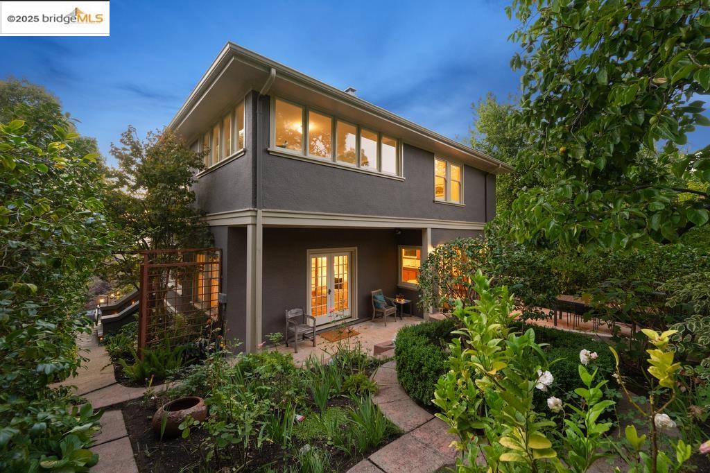 1305 Arch St, Berkeley