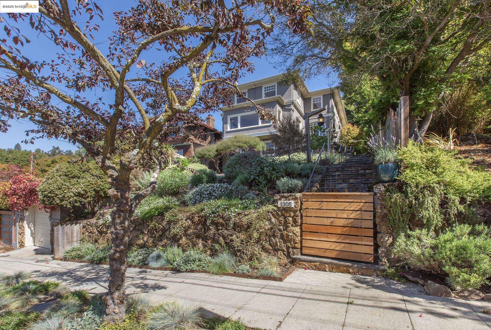 1305 Arch St, Berkeley