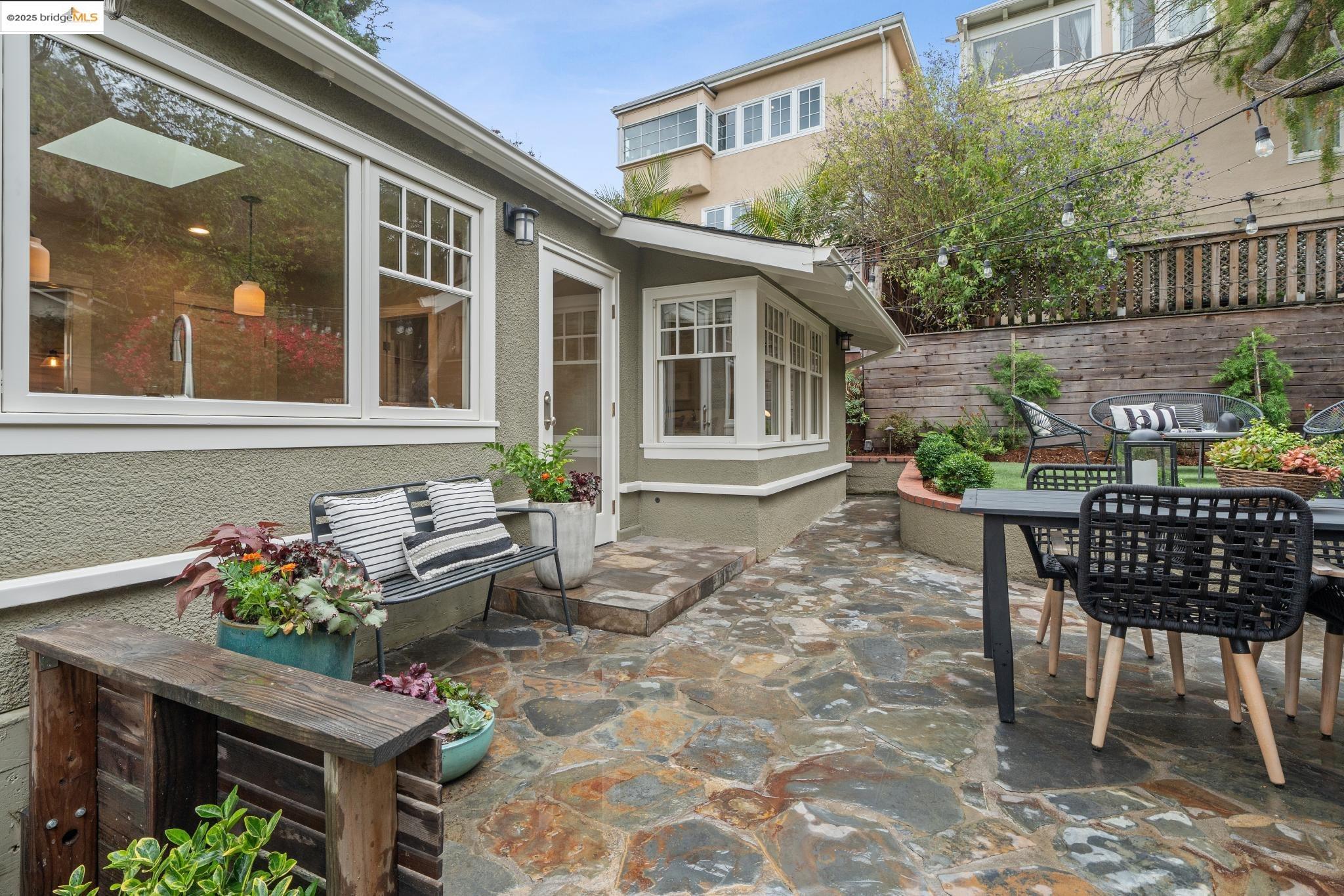 405 Linda Avenue