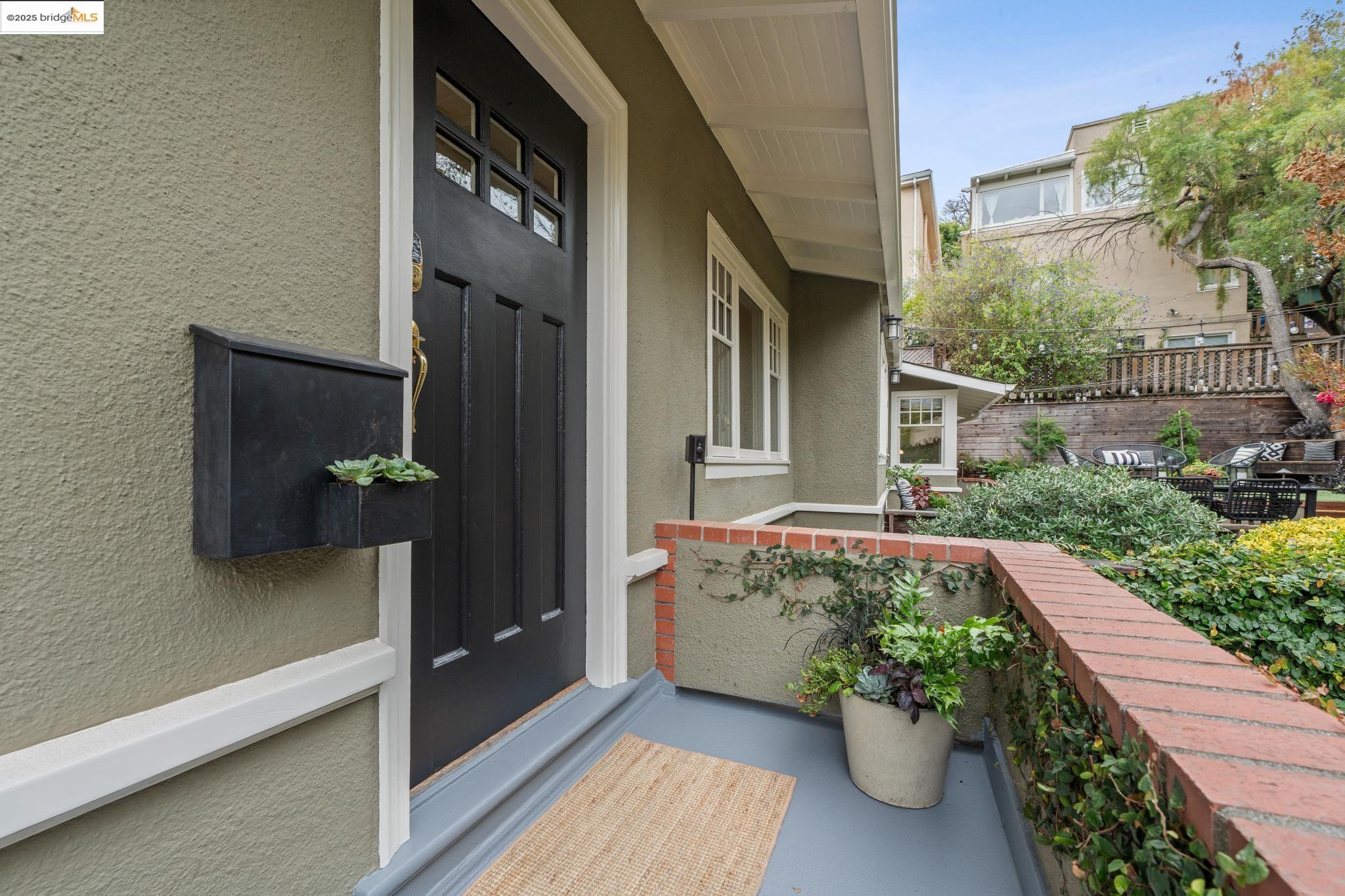 405 Linda Avenue