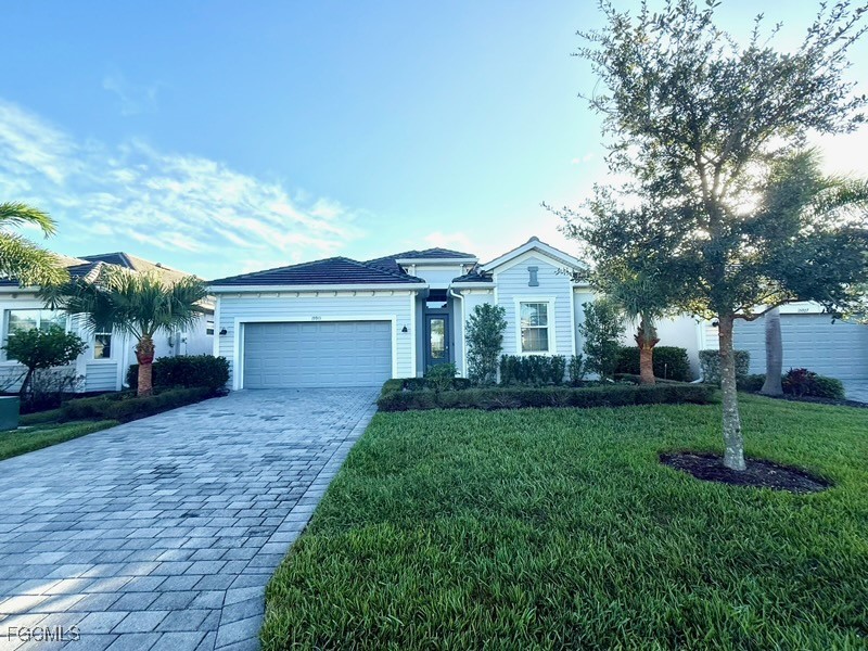 15919 Leaning Pine LN