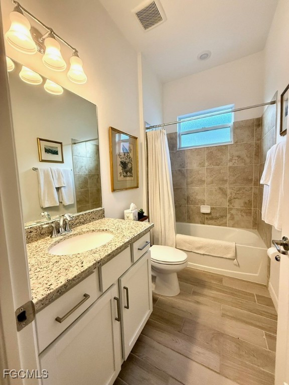 15919 Leaning Pine LN