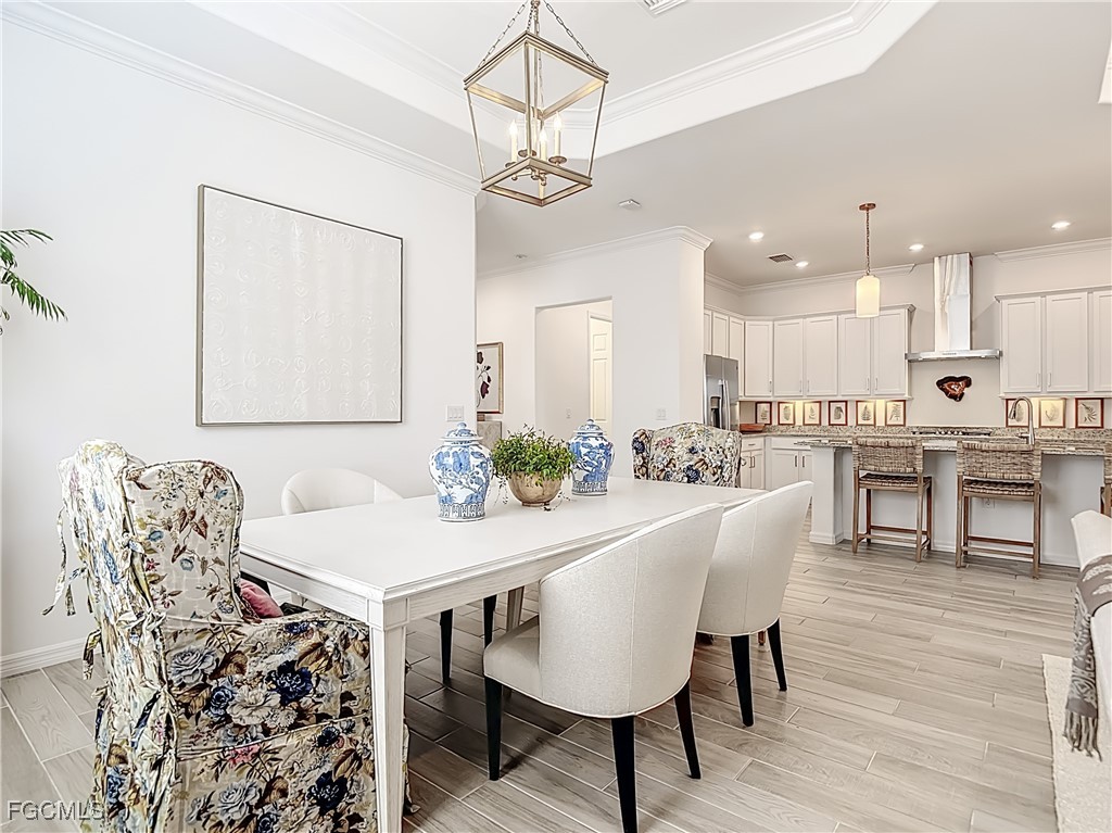 15919 Leaning Pine LN