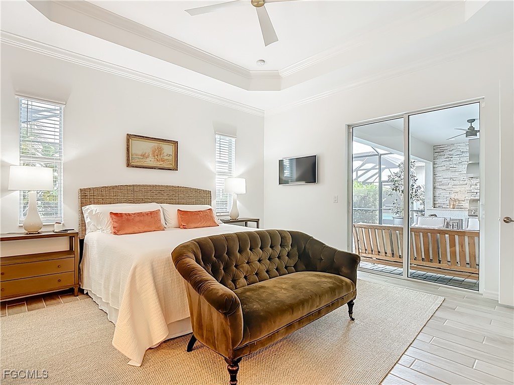 15919 Leaning Pine LN