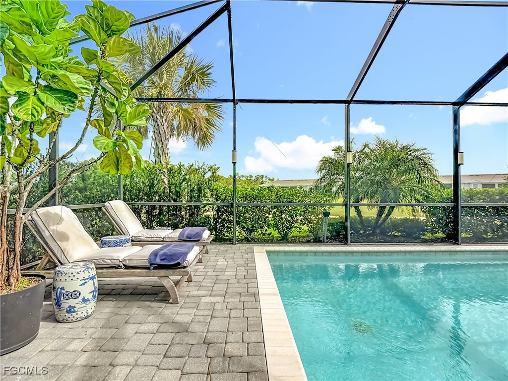 15919 Leaning Pine LN