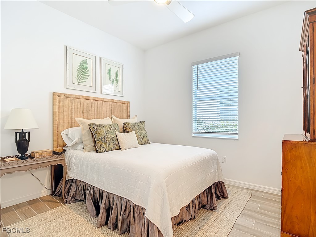 15919 Leaning Pine LN