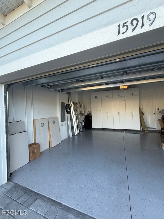 15919 Leaning Pine LN