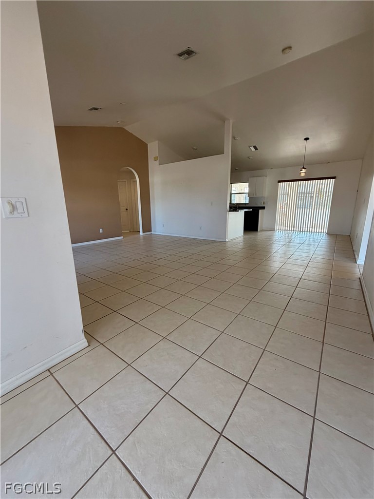 4620 SW 13th AVE