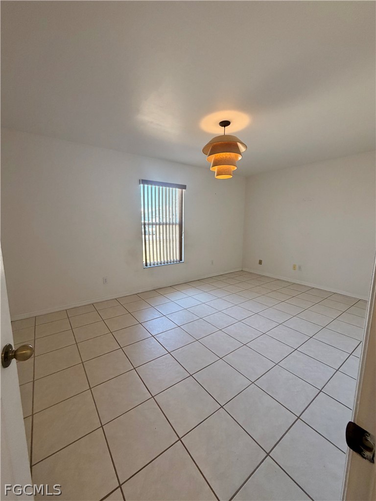 4620 SW 13th AVE