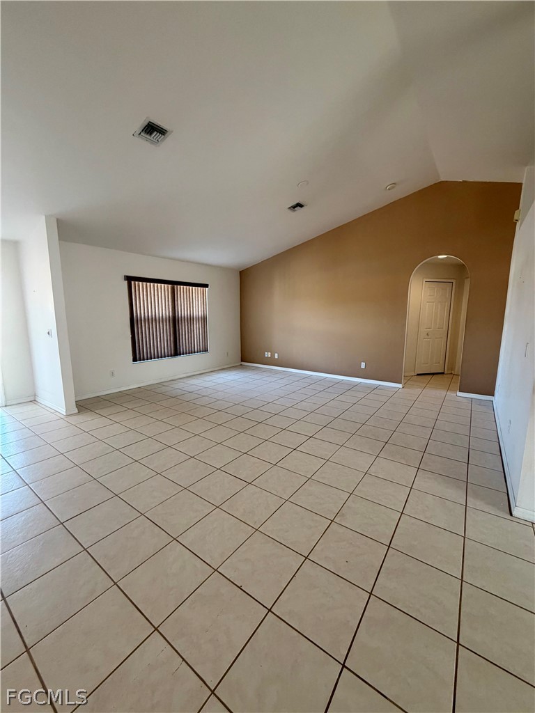 4620 SW 13th AVE